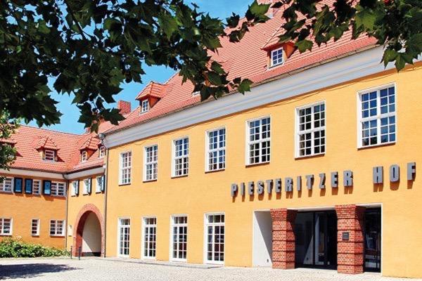 Piesteritzer Hof - Hotel Garni Wittenberg Bagian luar foto
